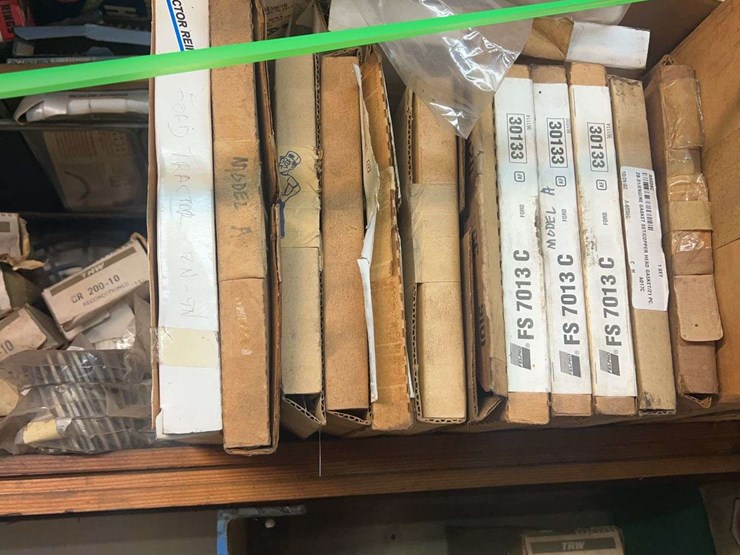 contents-of-shelf-and-gears-image-11