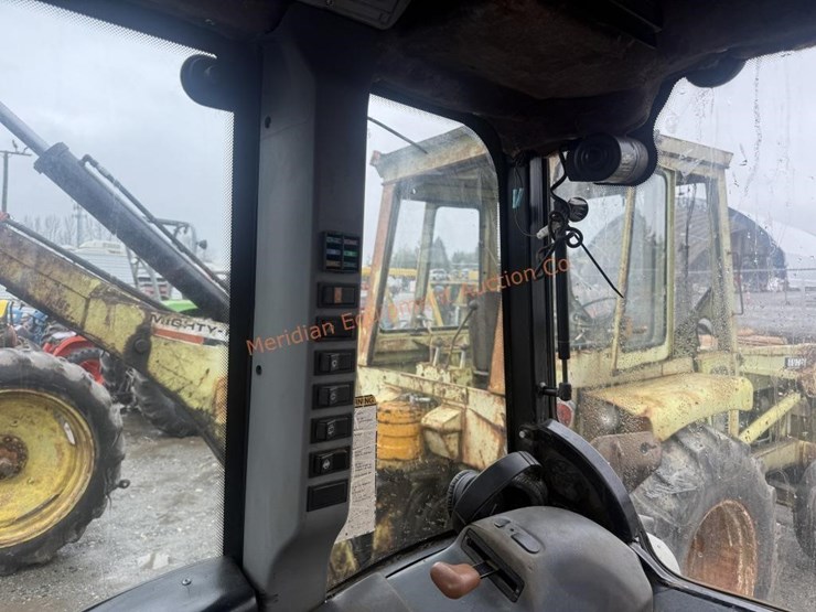 new-holland-tn95fa-image-45