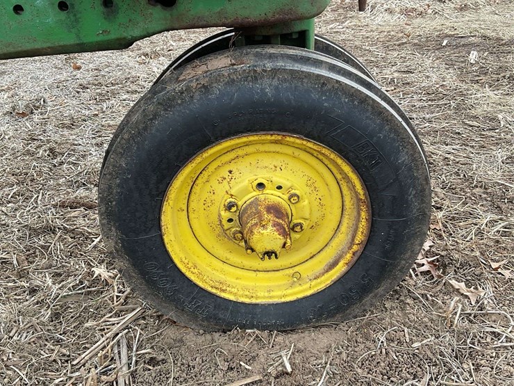 john-deere-70-image-15