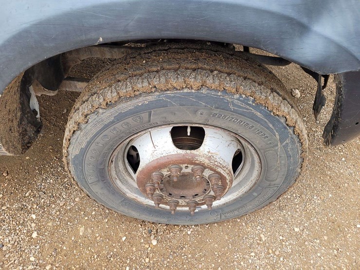 2012-ram-5500-chassis-regular-cab-2d-bucket-truck-image-16