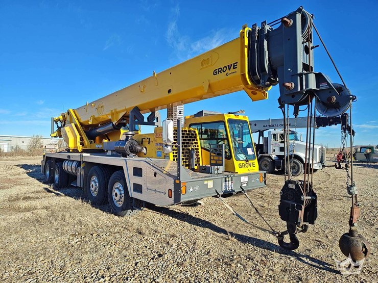 2014-grove-tms700e-image-7