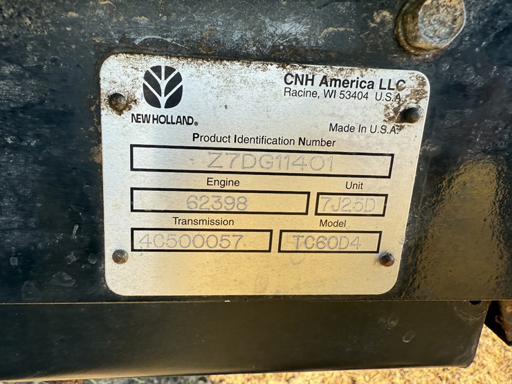 2008-new-holland-t2420-image-12