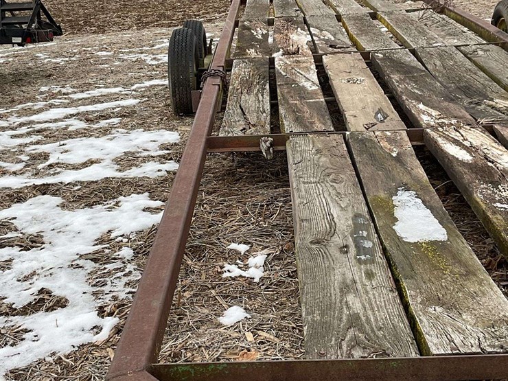 john-deere-28-image-18