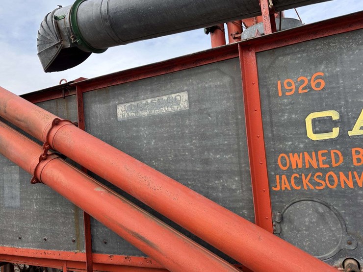 case-28x46-thresher-on-steel-image-26