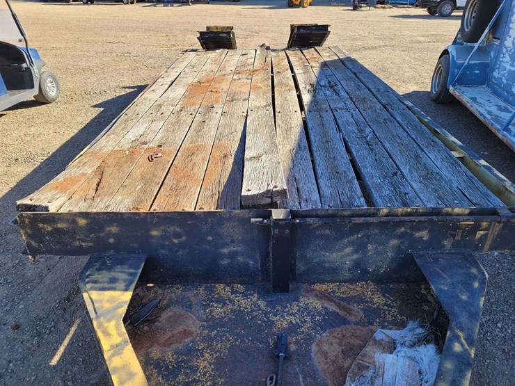 1977-birmingham-mfg.-flatbed-trailer-image-10