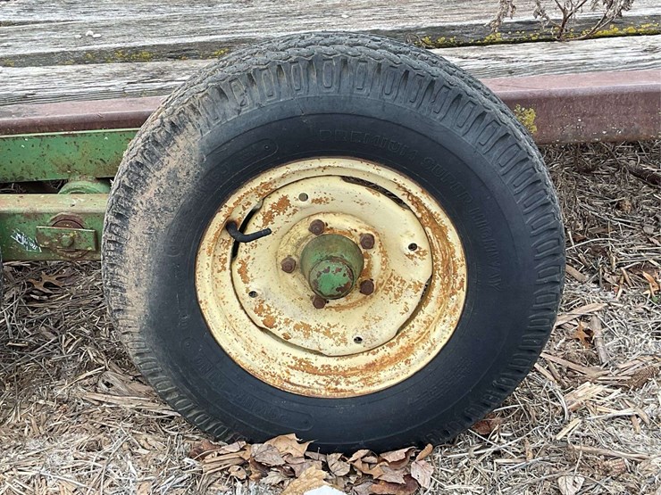 john-deere-28-image-25