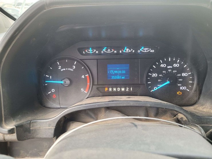 2018-ford-f350-image-19