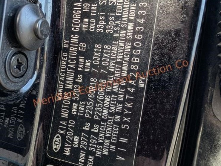 kia-sorento-lx-image-12