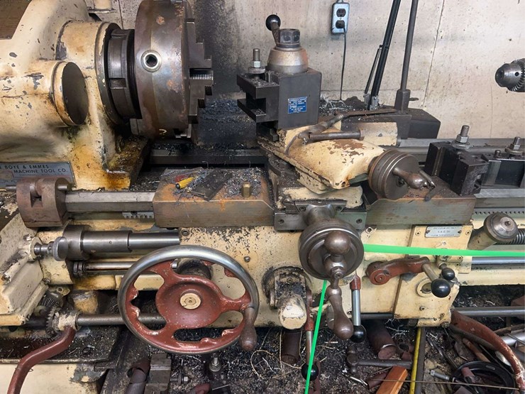 large-lathe-and-lathe-supplies-image-14