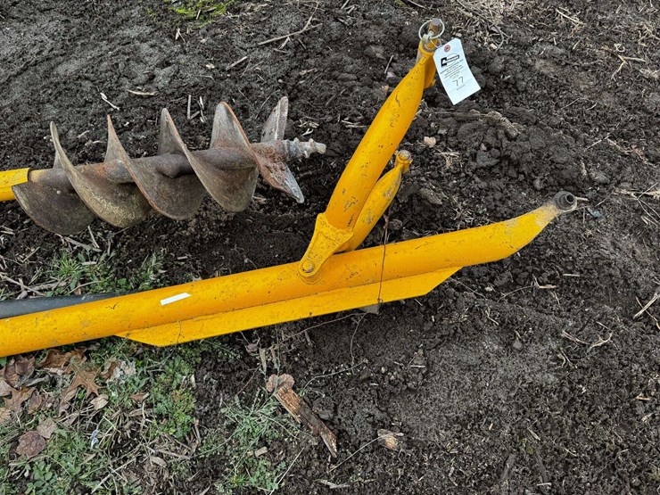 12"-pto-3-pt-post-hole-digger-image-5