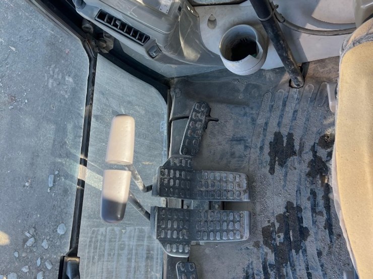 deere-470g-lc-image-52