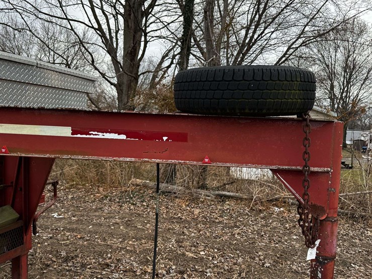 holland-formula-150-tandem-axle-w/duals-gooseneck-trailer-image-12