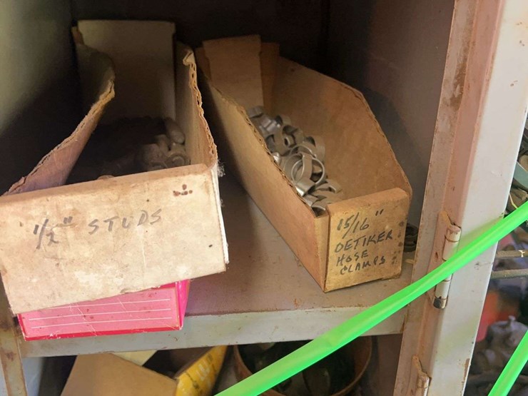 contents-of-shelving-image-39