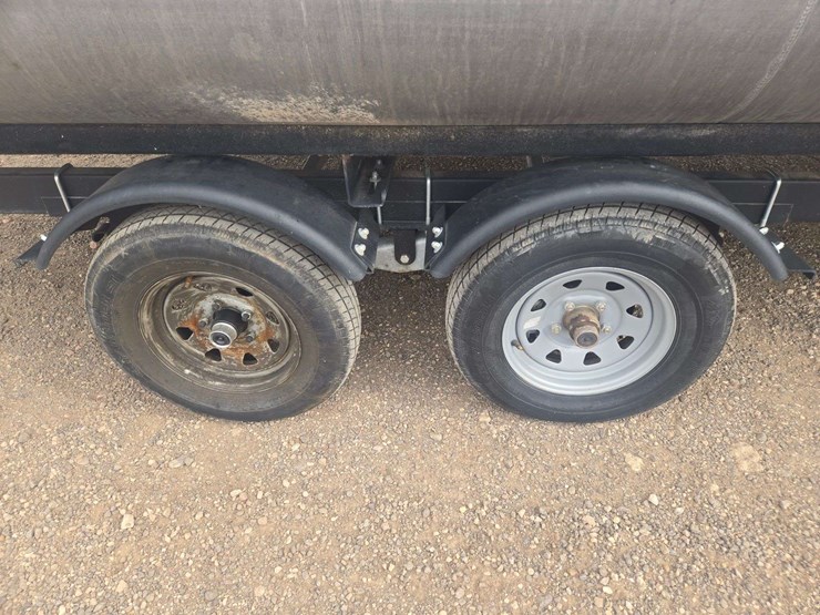 2017-lowe-ss210-pontoon-boat-image-7