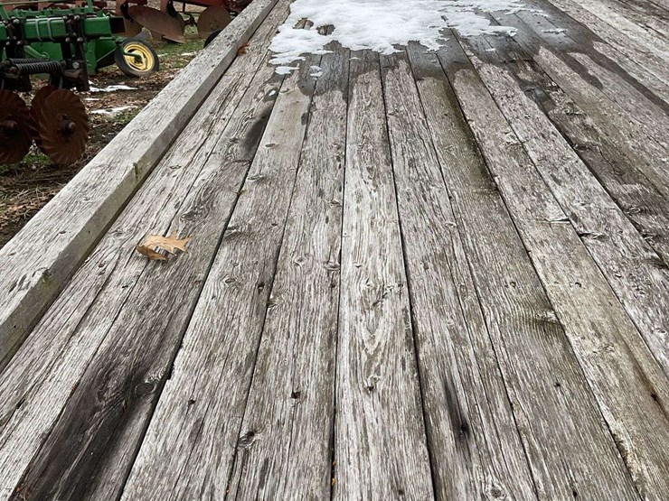 hay-wagon-w/-john-deere-running-gear-image-7