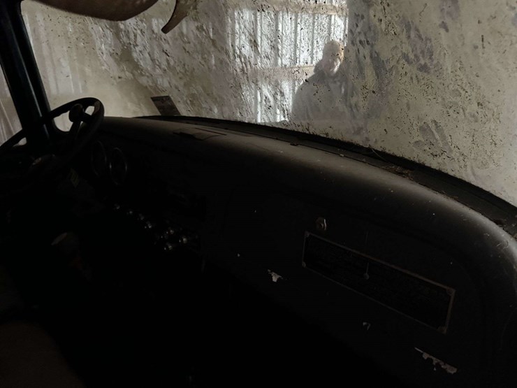 1964-international-loadstar-image-21