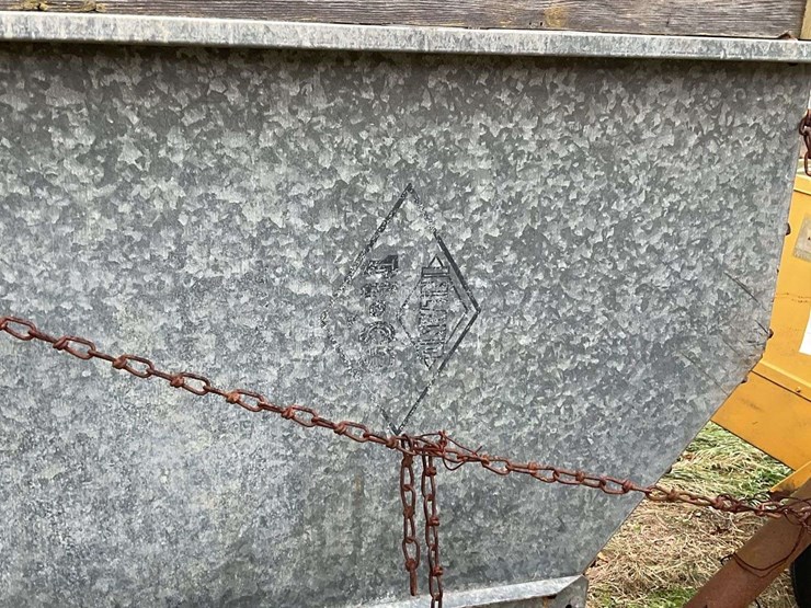 knoedler-pto-drive-auger-cart-image-3