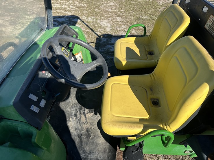 john-deere-gator-image-5