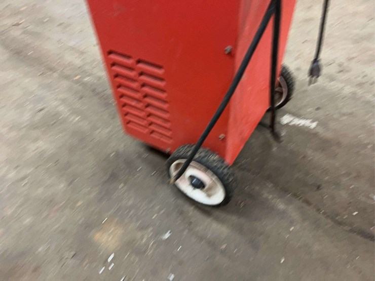 snap-on-battery-charger-image-8