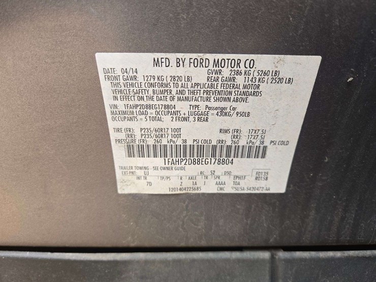 2014-ford-taurus-se-sedan-4d-image-17