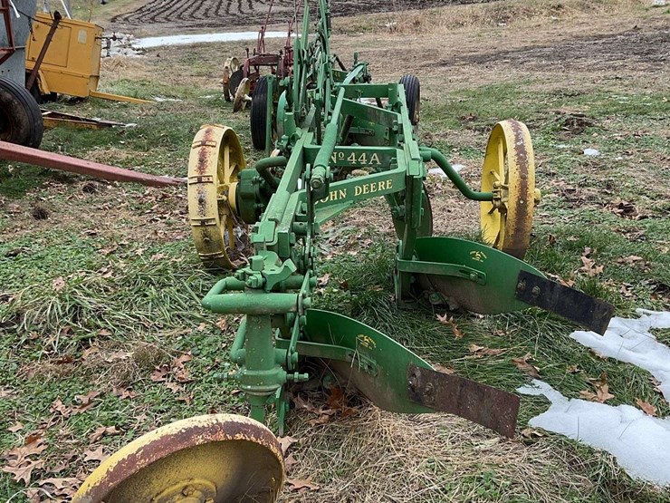 john-deere-2-image-2