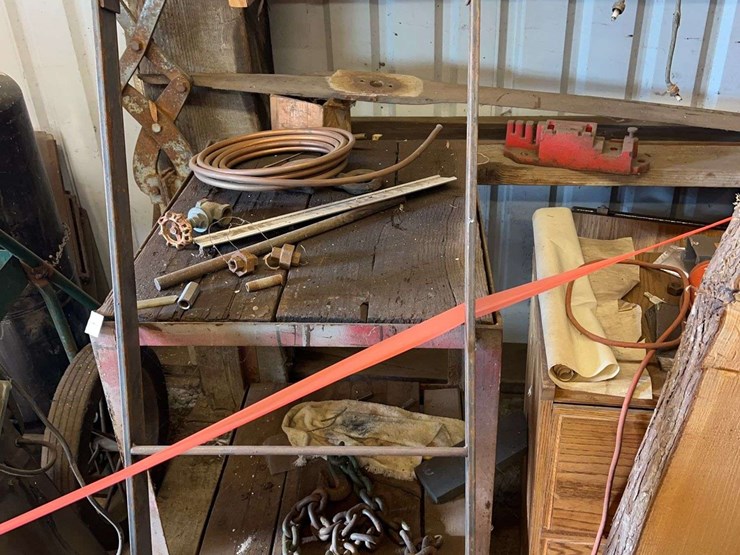 contents-of-wall-image-4