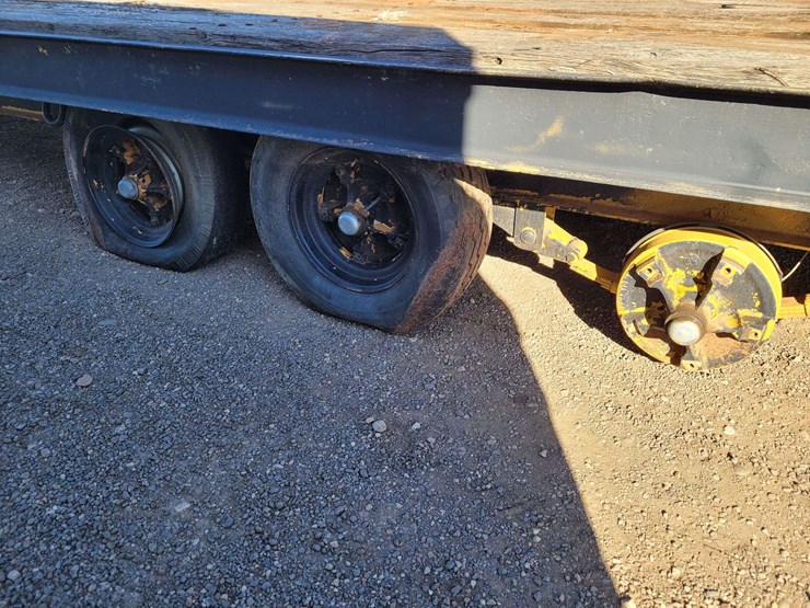 1977-birmingham-mfg.-flatbed-trailer-image-8