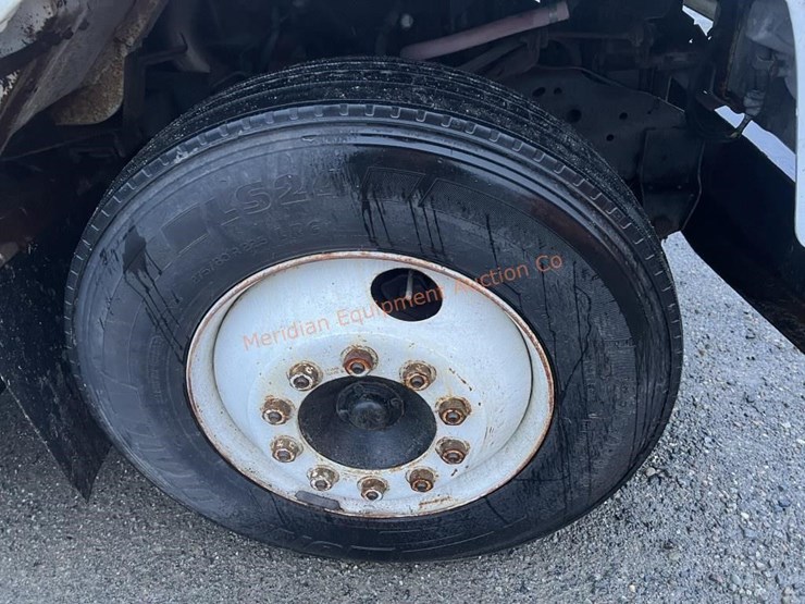 1988-international-s1700-image-12