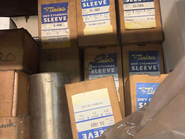 contents-of-shelf-and-gears-image-15