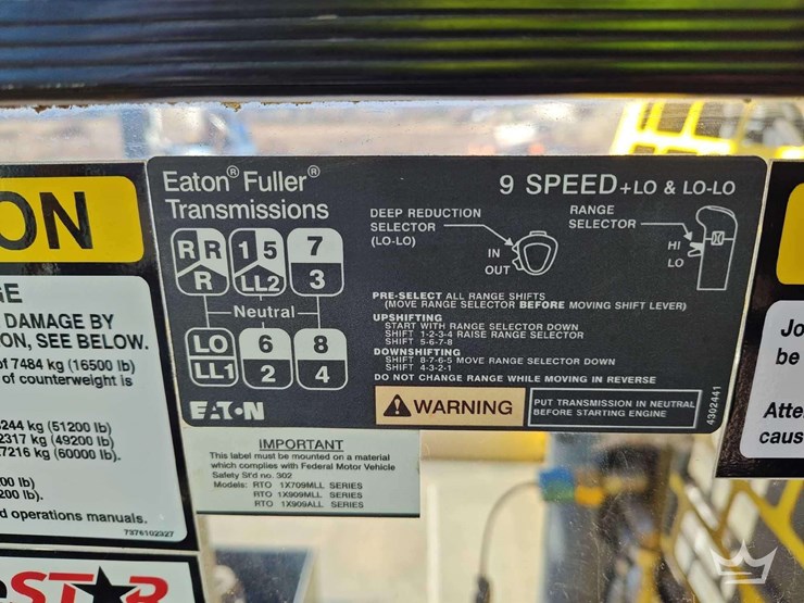 2014-grove-tms700e-image-36