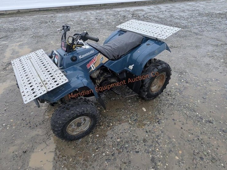 kawasaki-klf220-image-10