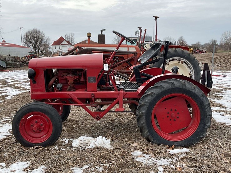 modified-empire-tractor-image-1