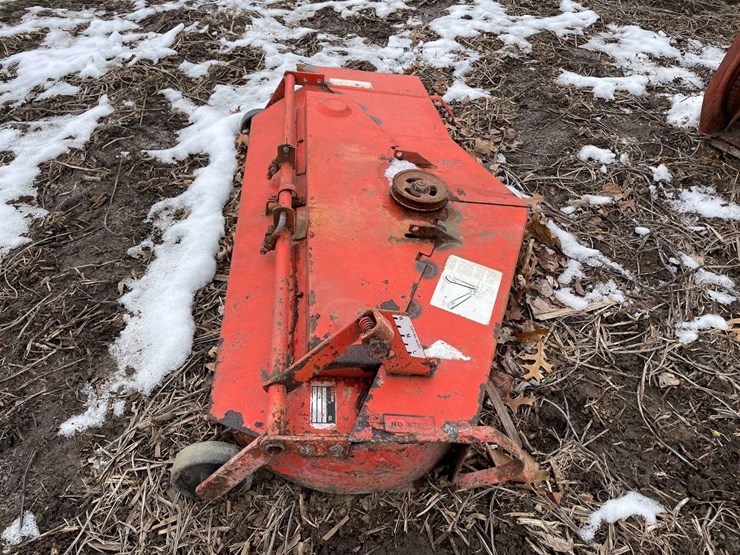 case-222-78-lawn-and-garden-tractor-w/-mower-deck-and-snow-blower-image-52