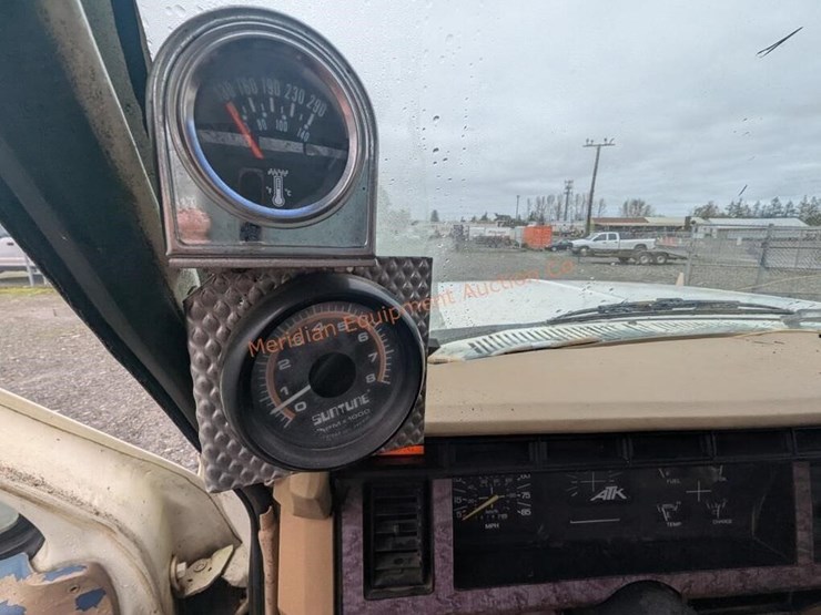 1985-ford-f350-image-23