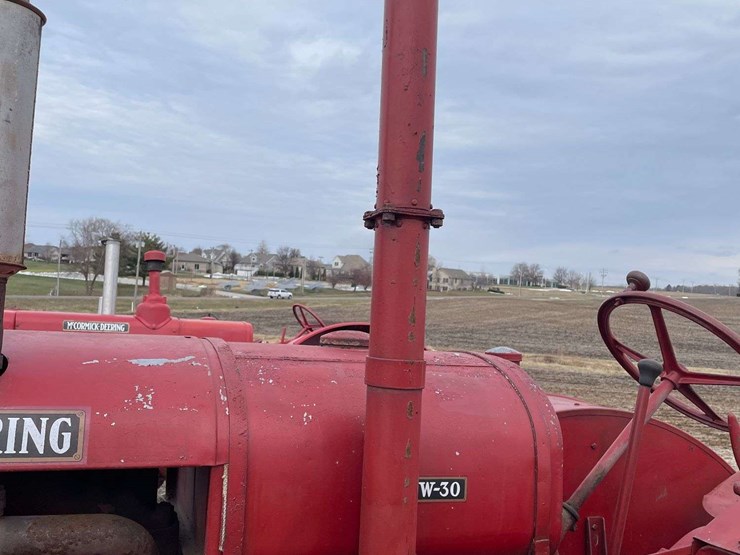 mccormick-deering-w-30-wide-front-on-rubber-image-24