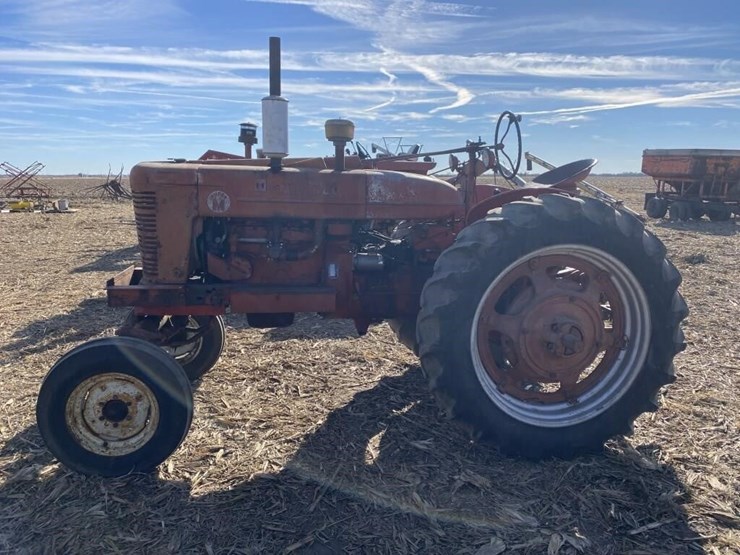 farmall-super-m-image-3