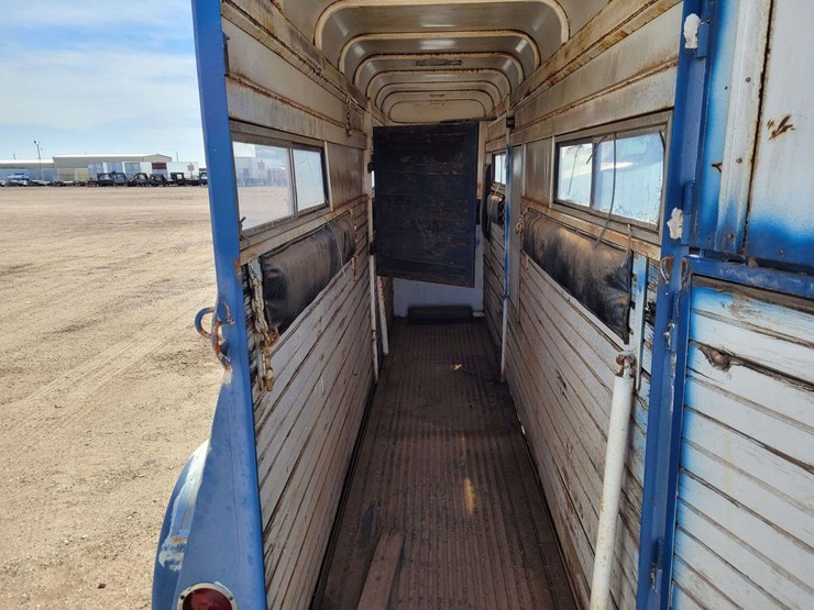 shopmade-livestock-trailer-image-8