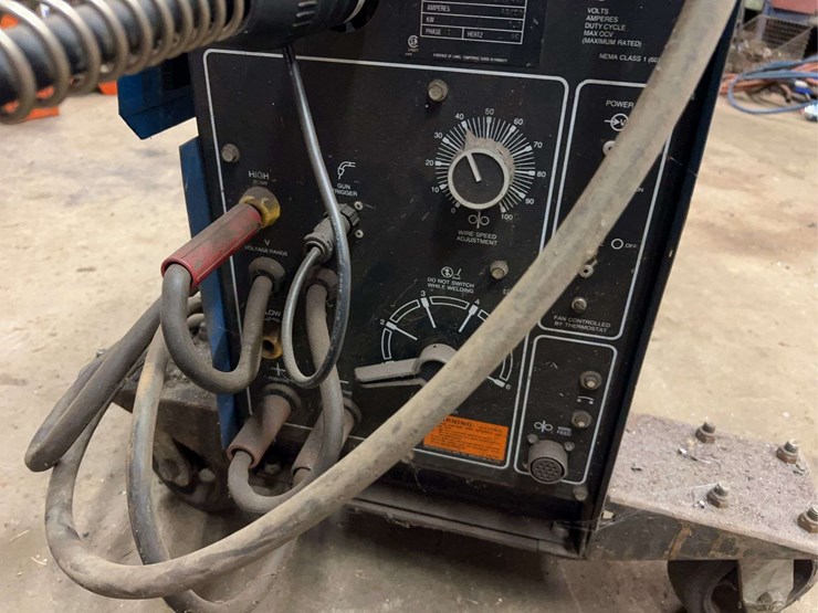 millermatic-200-mig-welder-image-4