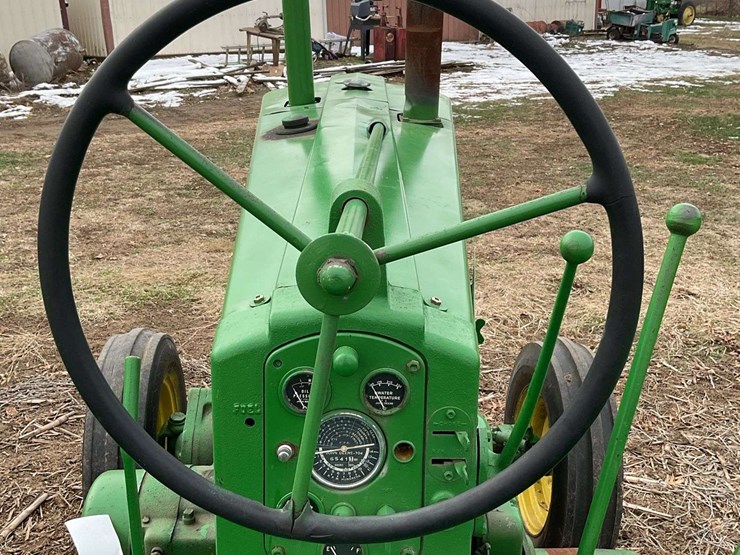 john-deere-70-image-6