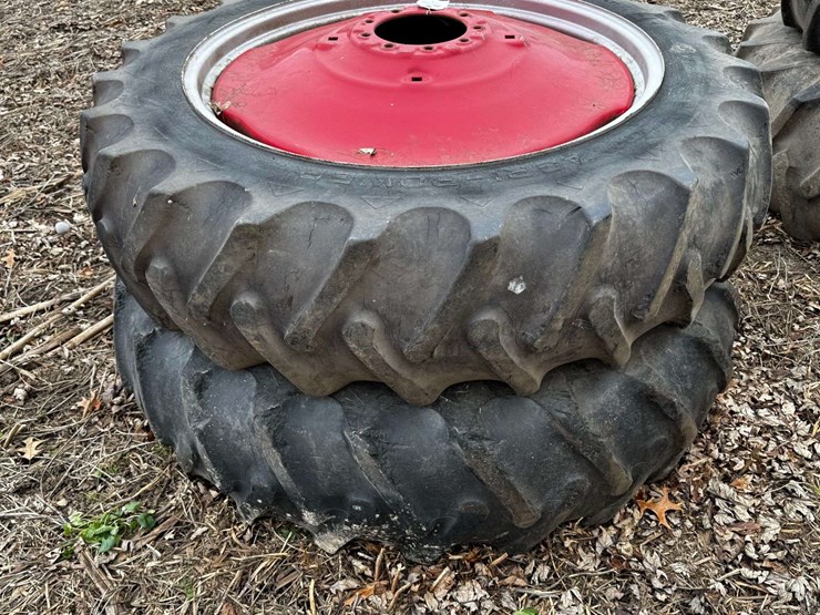 (2)-co-op-agri-power-15.5-38-tires-w/rims-image-7