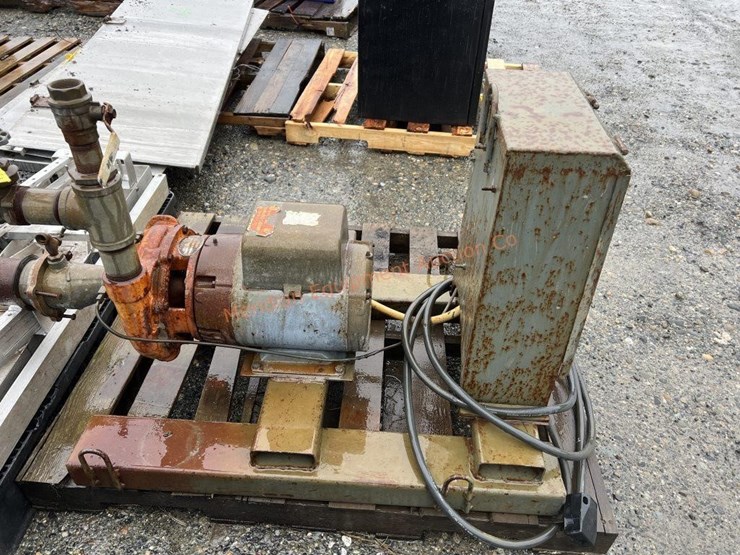 berkley-7.5hp-single-phase-irrigation-pump-image-4