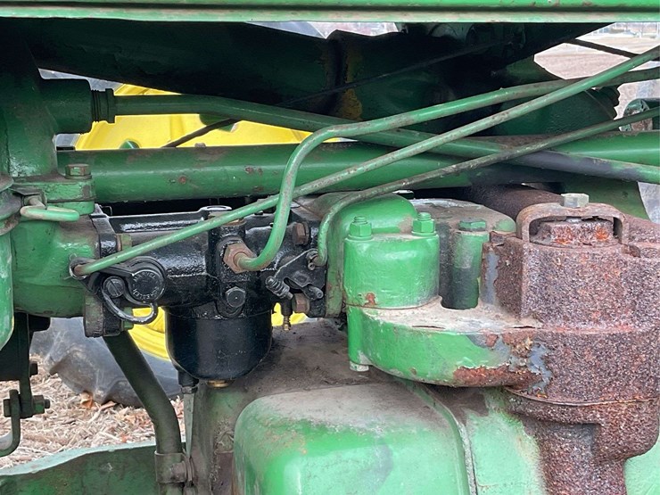 john-deere-70-image-42