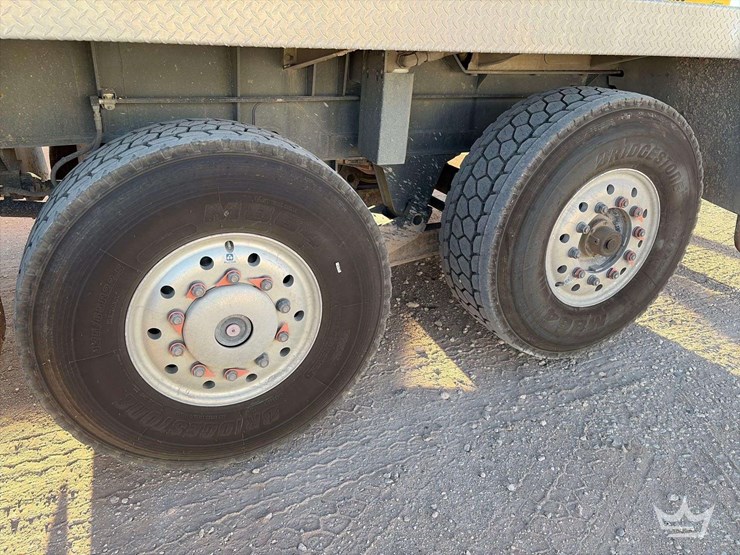 2018-grove-60-image-40