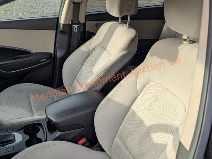 hyundai-santa-fe-image-16