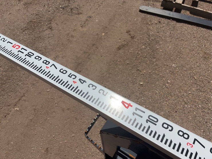 skid-steer-pallet-forks-image-7