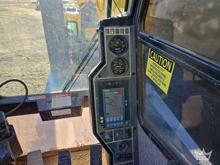 2014-grove-tms700e-image-27