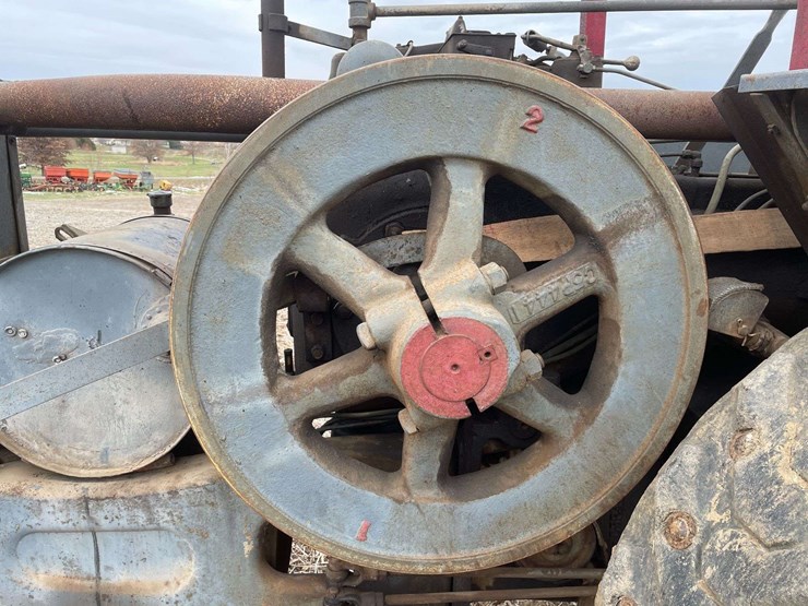 rumley-25-40-wide-front-on-steel-image-19