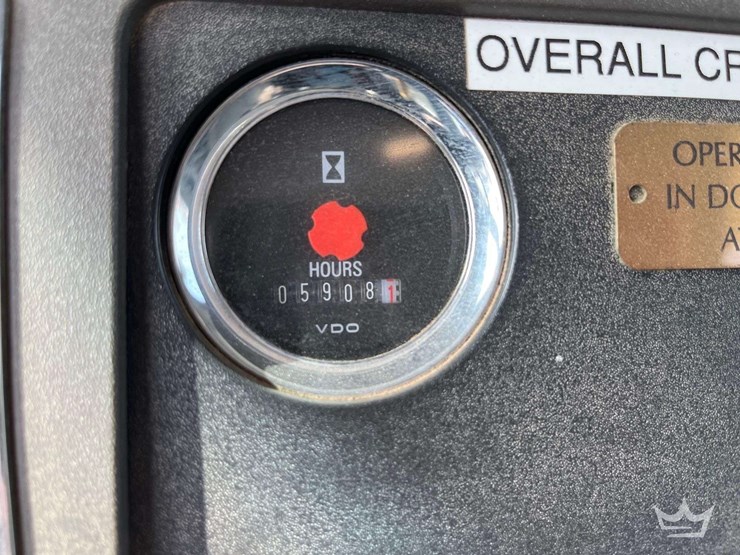 2015-kenworth-t880-image-10