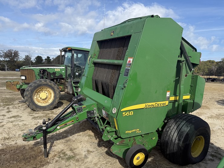 john-deere-568-image-1