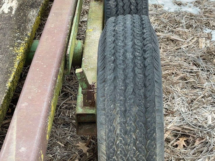 john-deere-28-image-11